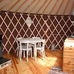 Campo de lujo Yourtes En Terrasse