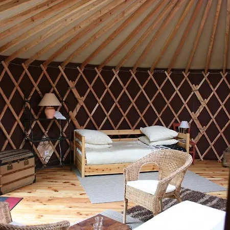 Yourtes En Terrasse Luxury tent